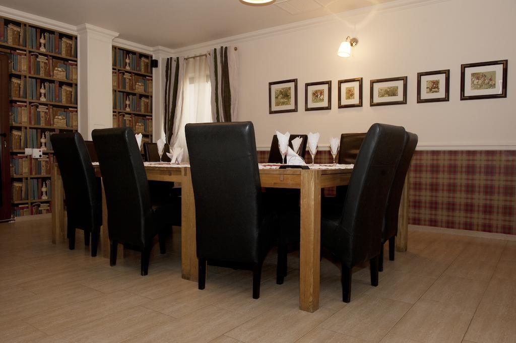 Boutique Vila Paradis Дева Екстериор снимка